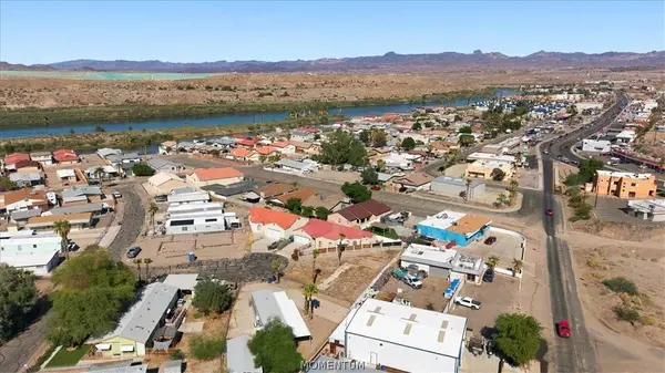 1382 Tuthill LN, Bullhead City, AZ 86442