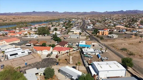 1382 Tuthill LN, Bullhead City, AZ 86442