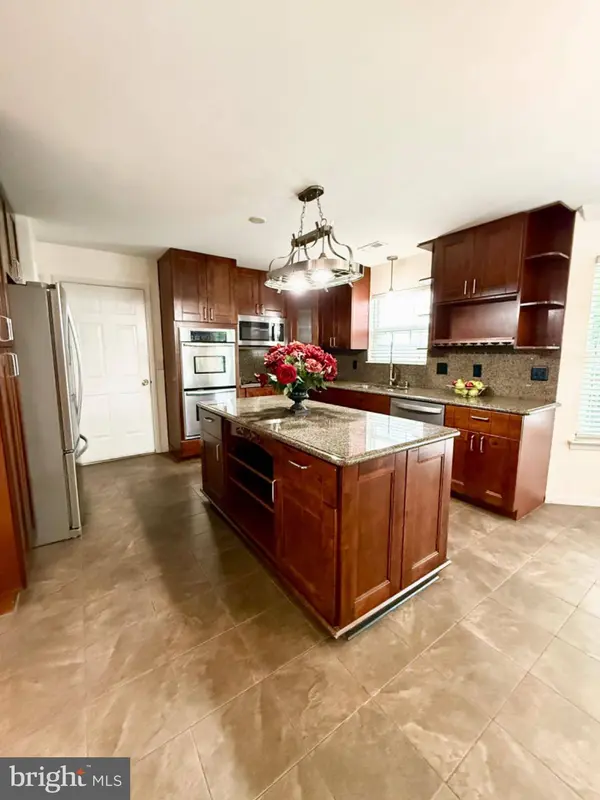 2608 CAPITAL CT, Waldorf, MD 20603