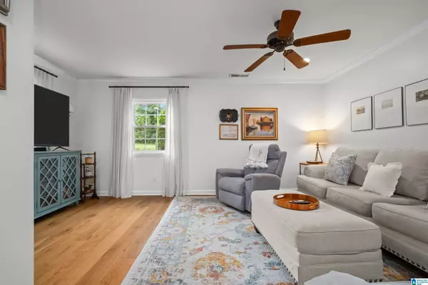 2120 MYRTLEWOOD DRIVE, Hoover, AL 35216