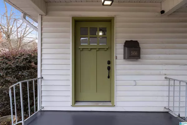 5956 CRESTWOOD CIRCLE, Birmingham, AL 35212