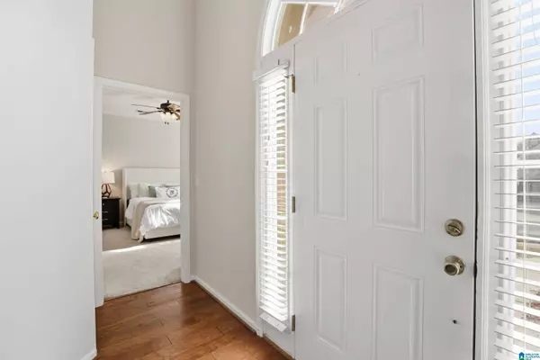 2539 MOUNTAIN COVE, Hoover, AL 35226