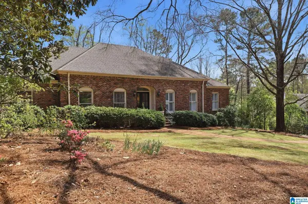 3559 KINGSHILL ROAD, Mountain Brook, AL 35223