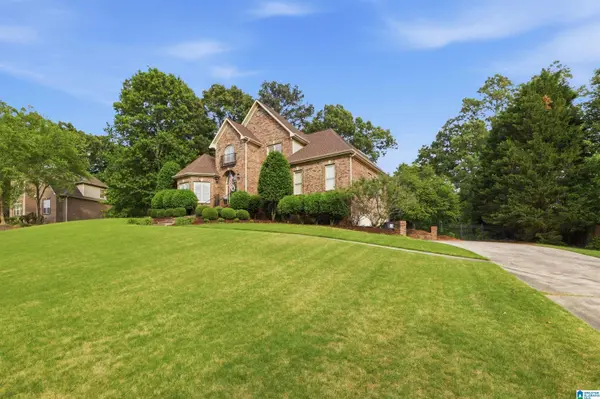 5813 ROSEWOOD DRIVE, Gardendale, AL 35071