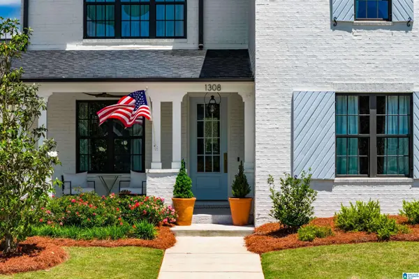 1308 SEVERN WAY, Hoover, AL 35244