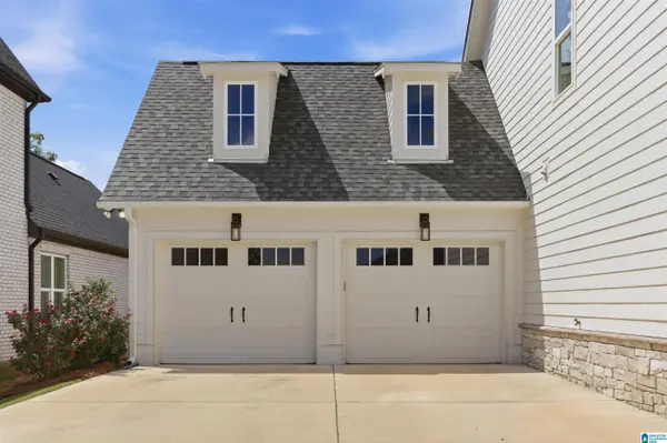 1093 CLIFTON ROAD, Hoover, AL 35244