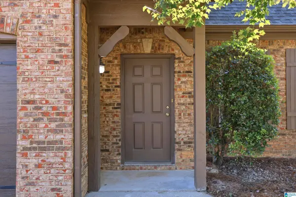 2304 DUNBAR CIRCLE, Moody, AL 35004