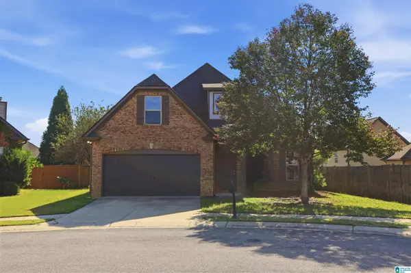 2304 DUNBAR CIRCLE