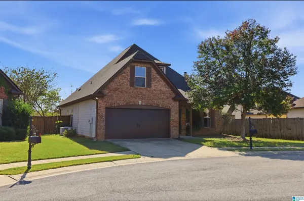 2304 DUNBAR CIRCLE, Moody, AL 35004
