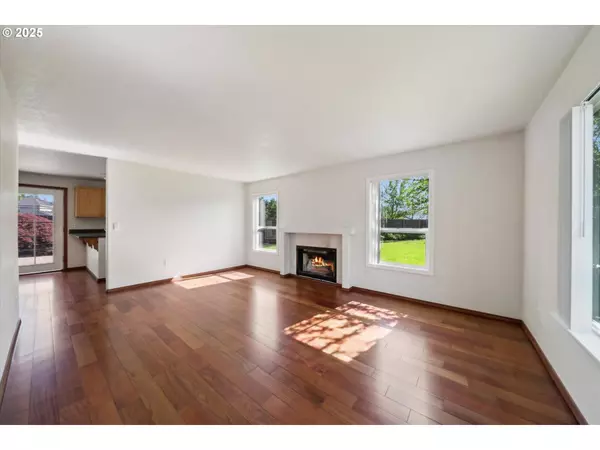 7255 SE BORWICK ST, Hillsboro, OR 97123