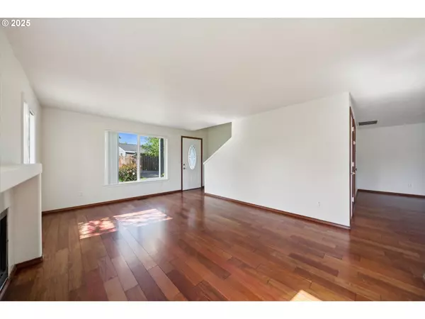 7255 SE BORWICK ST, Hillsboro, OR 97123