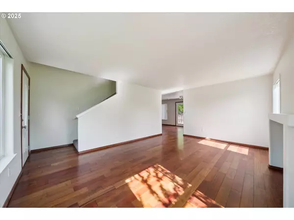 7255 SE BORWICK ST, Hillsboro, OR 97123