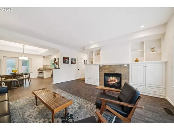 3088 CLUB HOUSE CT, West Linn, OR 97068