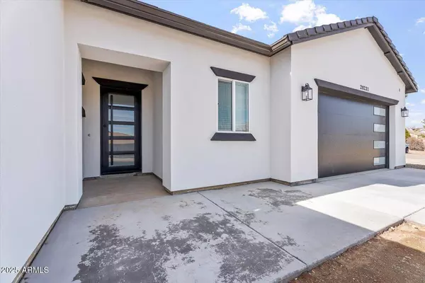 20231 E SIERRA Drive, Mayer, AZ 86333