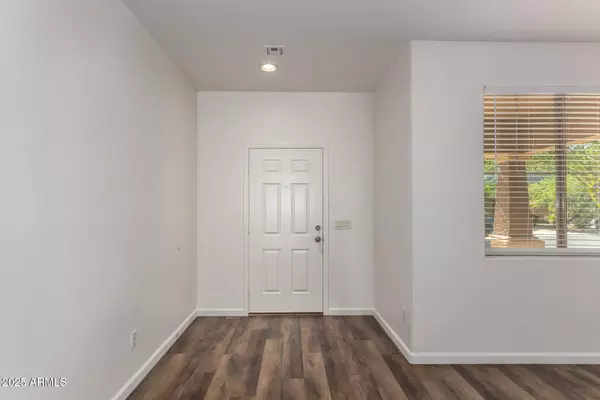 7214 W ST CHARLES Avenue, Laveen, AZ 85339