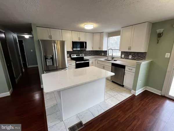 7616 CROYDON PL, Manassas, VA 20109