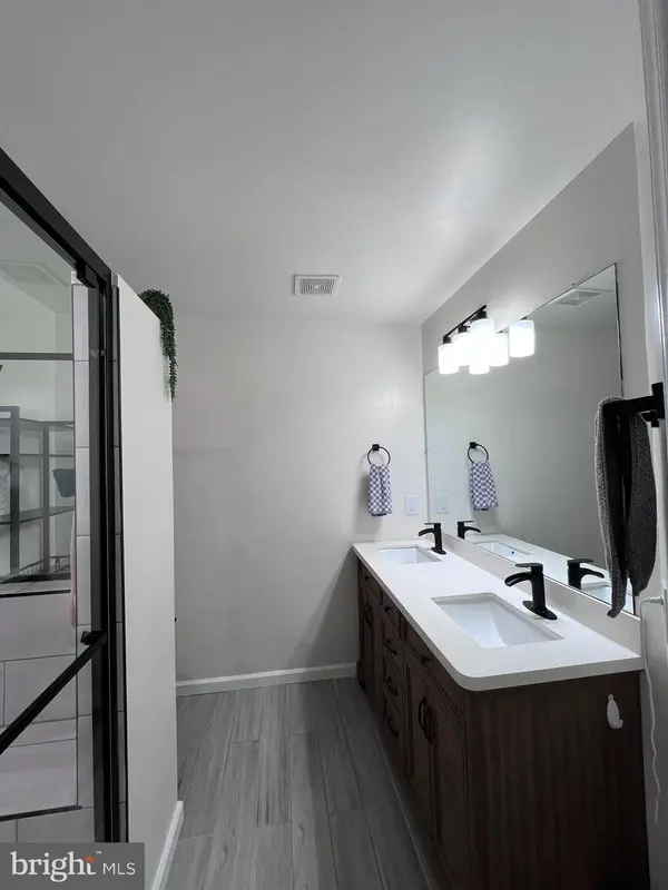 7608 HELMSDALE PL, Manassas, VA 20109