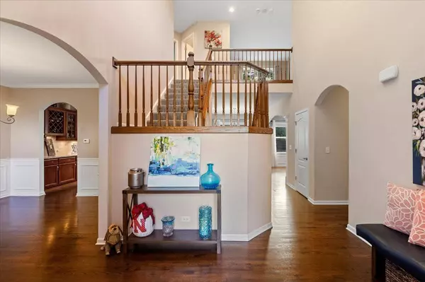 1337 N Portage AVE, Palatine, IL 60067