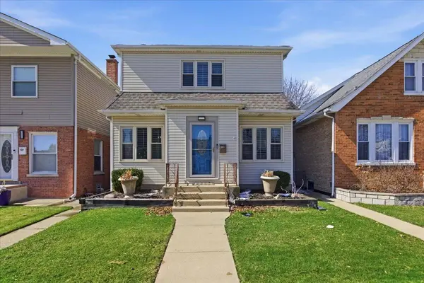 3804 N Pioneer AVE N, Chicago, IL 60634
