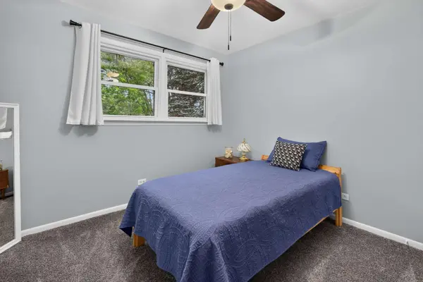 517 W North ST, Itasca, IL 60143