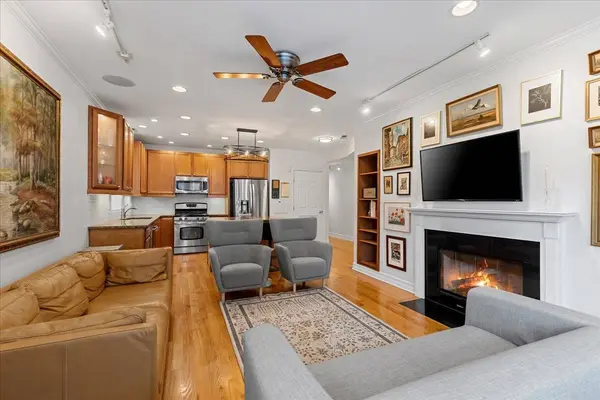 2449 W FOSTER AVE #1E, Chicago, IL 60625