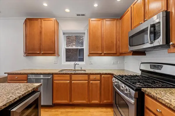 2449 W FOSTER AVE #1E, Chicago, IL 60625