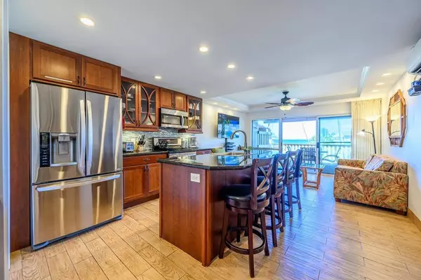 4909 Lower Honoapiilani Rd #D6, Lahaina, HI 96761