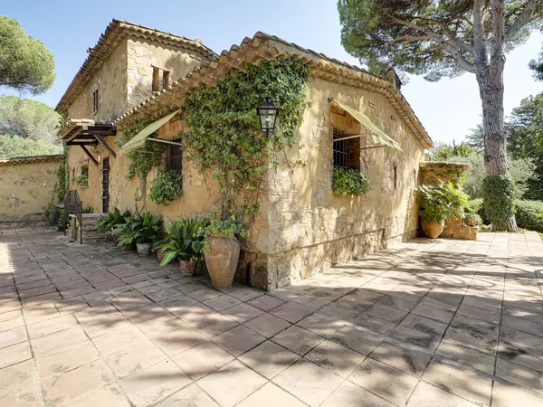 Caldes De Malavella (girona) Spain,,Les Mateues