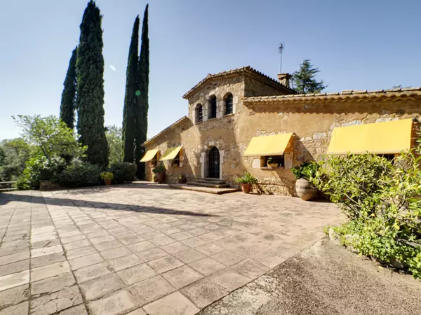 Caldes De Malavella (girona) Spain,,Les Mateues