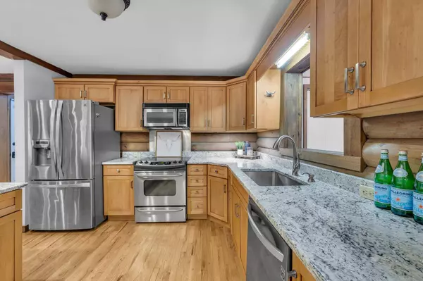 125 Bell CT, Chickamauga, GA 30707