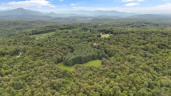 704 Annadell RD, Lancing, TN 37770