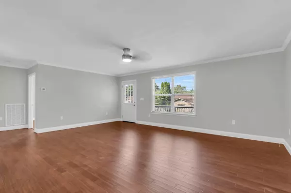 1713 Timesville RD, Signal Mountain, TN 37377