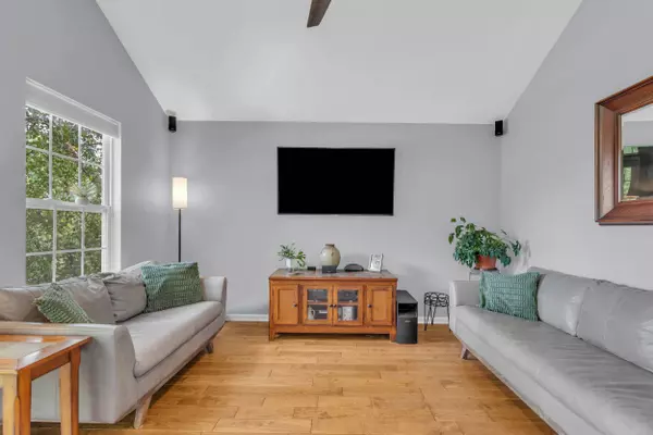 1015 Calm Water TRL, Sale Creek, TN 37373