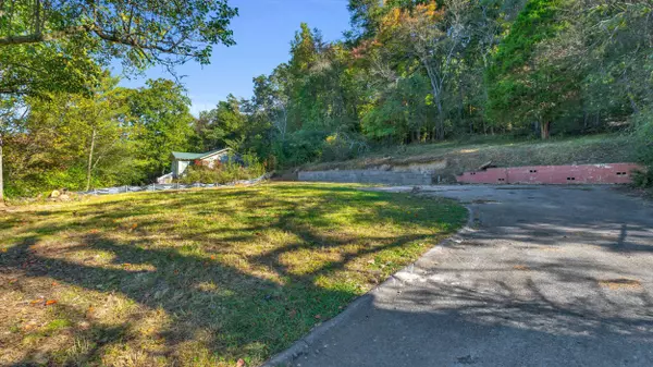 5848 Grubb RD, Hixson, TN 37343