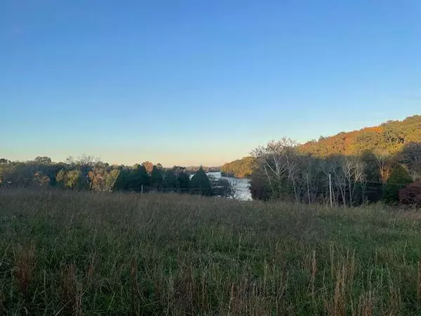 184 Waters Edge DR, Spring City, TN 37381