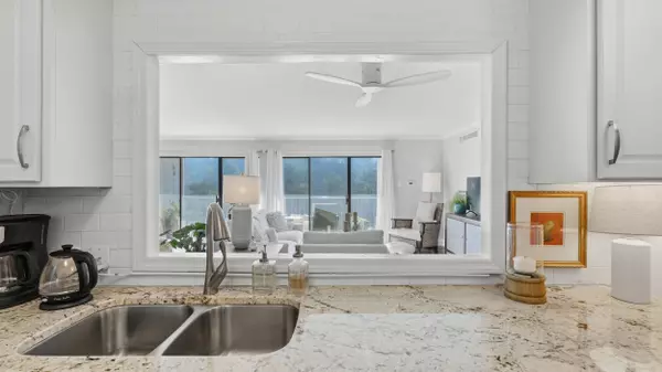 1414 Continental DR, Chattanooga, TN 37405