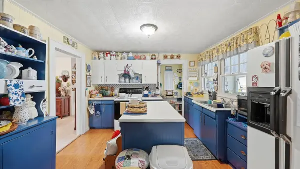 5429 School DR, Hixson, TN 37343