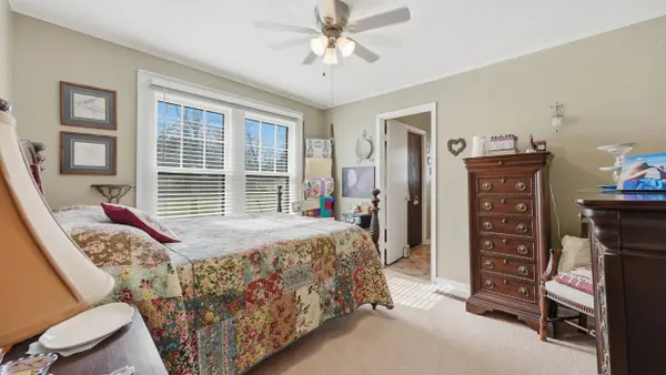 5429 School DR, Hixson, TN 37343