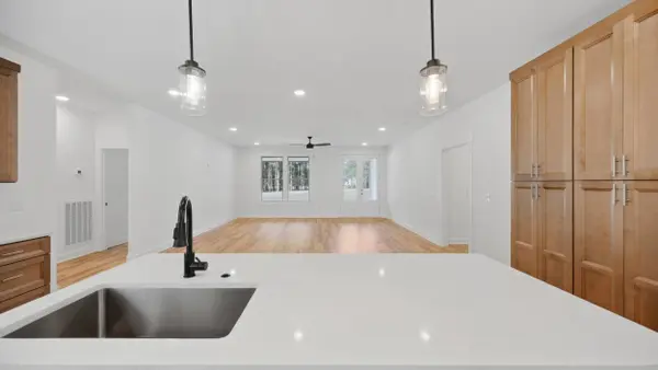 405 Boone PASS, Jasper, TN 37347