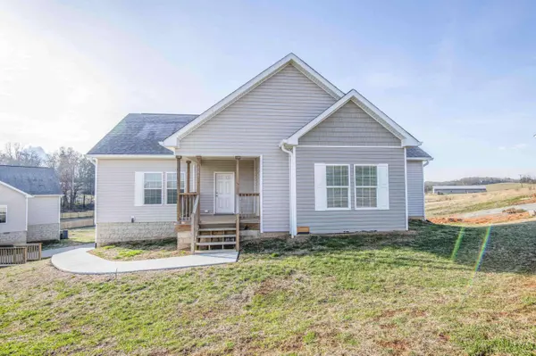 185 Waters Edge DR, Spring City, TN 37381