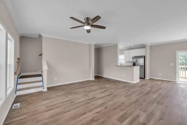 185 Waters Edge DR, Spring City, TN 37381