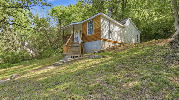 2428 Campbell ST, Chattanooga, TN 37406