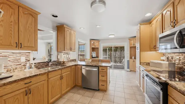 84 Rocky River RD, Ringgold, GA 30736