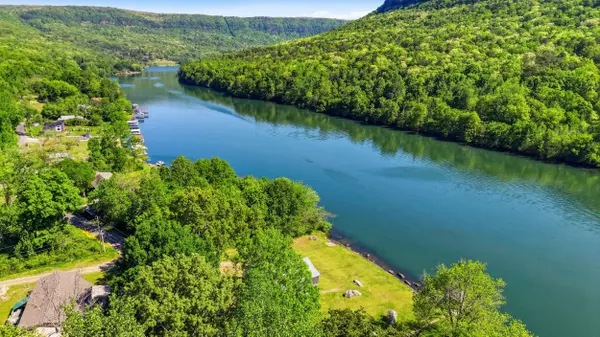 18860 River Canyon RD, Chattanooga, TN 37405