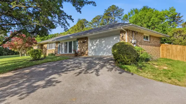 3717 Jarren DR, Chattanooga, TN 37415