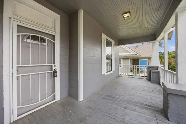 2111 Chamberlain AVE, Chattanooga, TN 37404