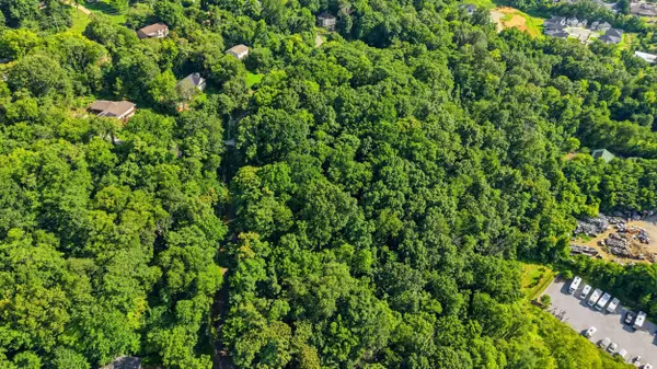 1430 Gold Crest DR, Hixson, TN 37343