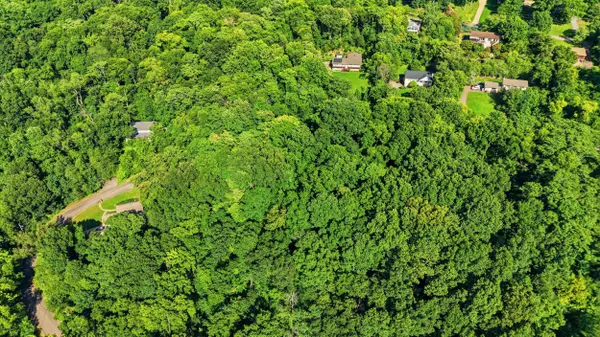 1430 Gold Crest DR, Hixson, TN 37343