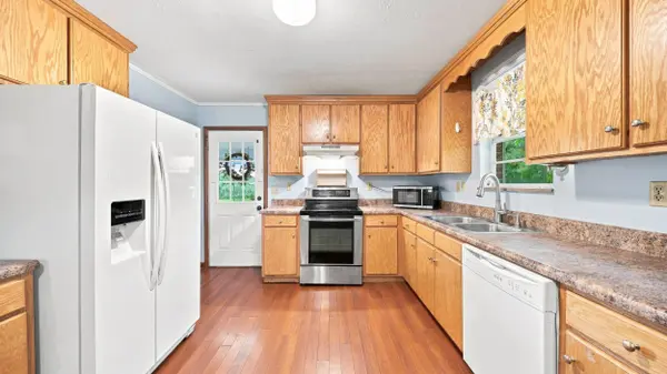 738 County RD, Riceville, TN 37370