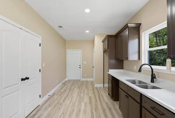 1808, 1810 Ocoee ST, Chattanooga, TN 37406
